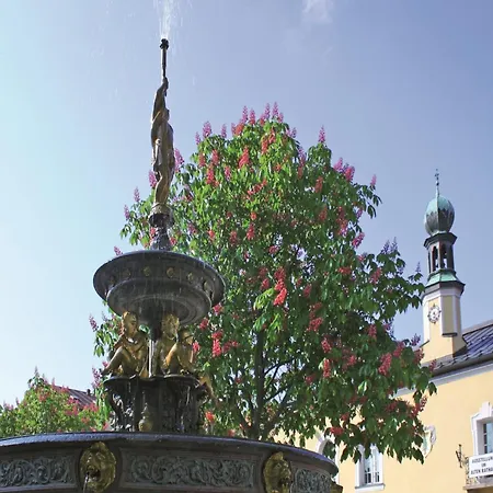 Feriehus Schoenes In In Waldnaehe *